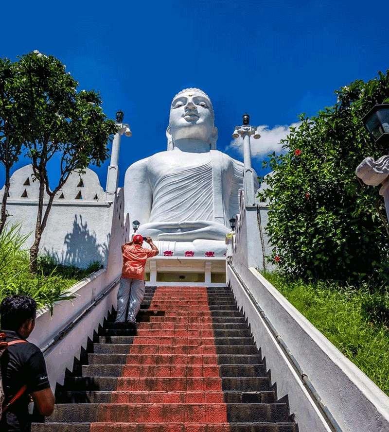 Bhahiravokanda Vihara Buddha Statue